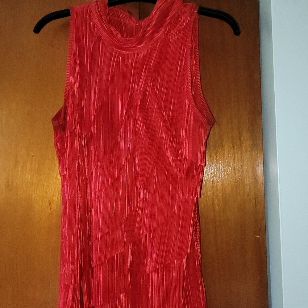 Red 100% polyester short sleeve shirt